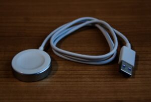 Ladestation mit USB-A Kabel